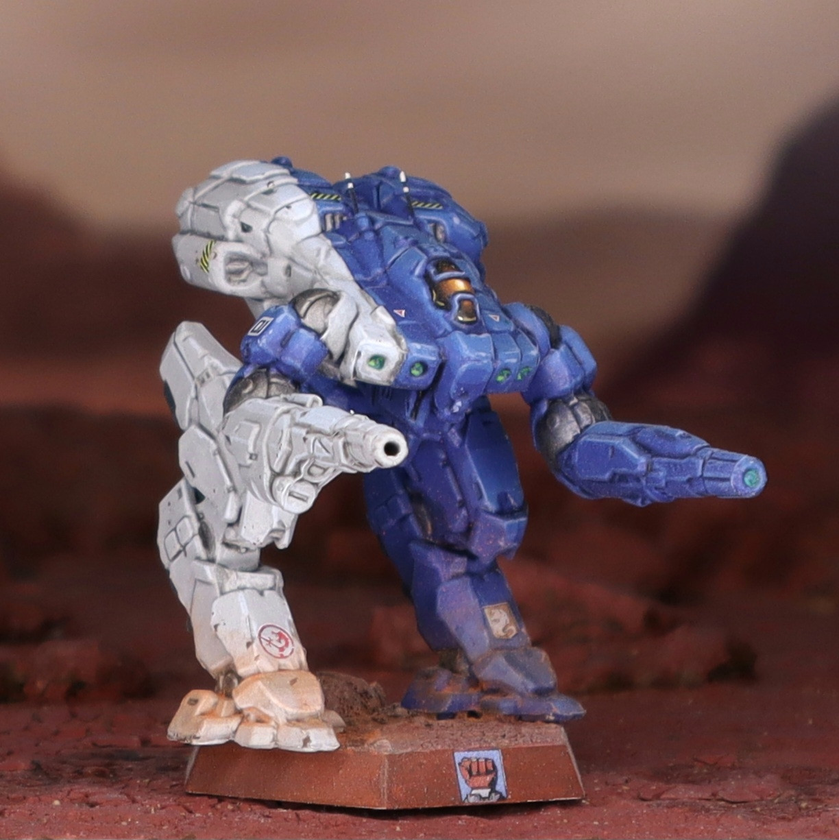 Falconer – Lyran Guards