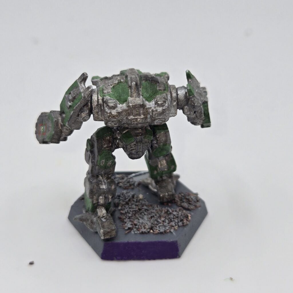 Hammerhead miniature painted metallic grey with green accents