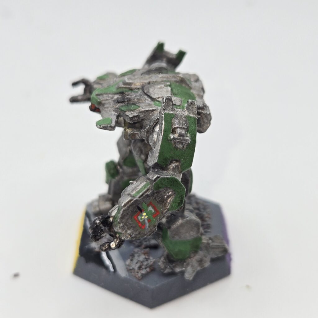 Hammerhead miniature painted metallic grey with green accents