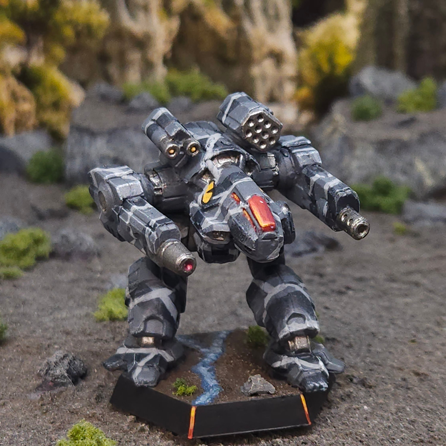 Ebon Jaguar miniature painted with grey camouflage
